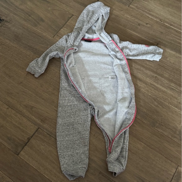 18 month Carhartt coverall toddler onesie one piece zipper outfit with hood - Picture 7 of 7